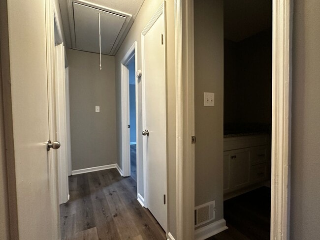 Building Photo - Oak Lake - Columbia County