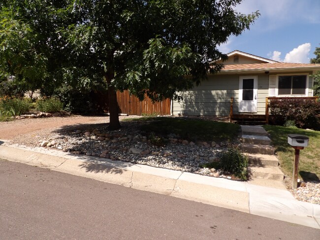 Building Photo - 24 El Sereno Dr