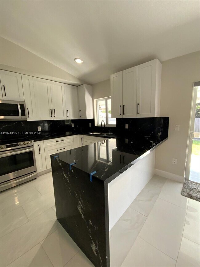 Building Photo - 30162 SW 159th Ave