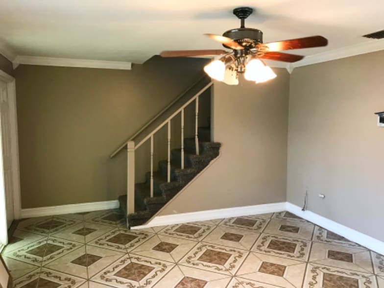 Building Photo - 4911 Catalina Dr