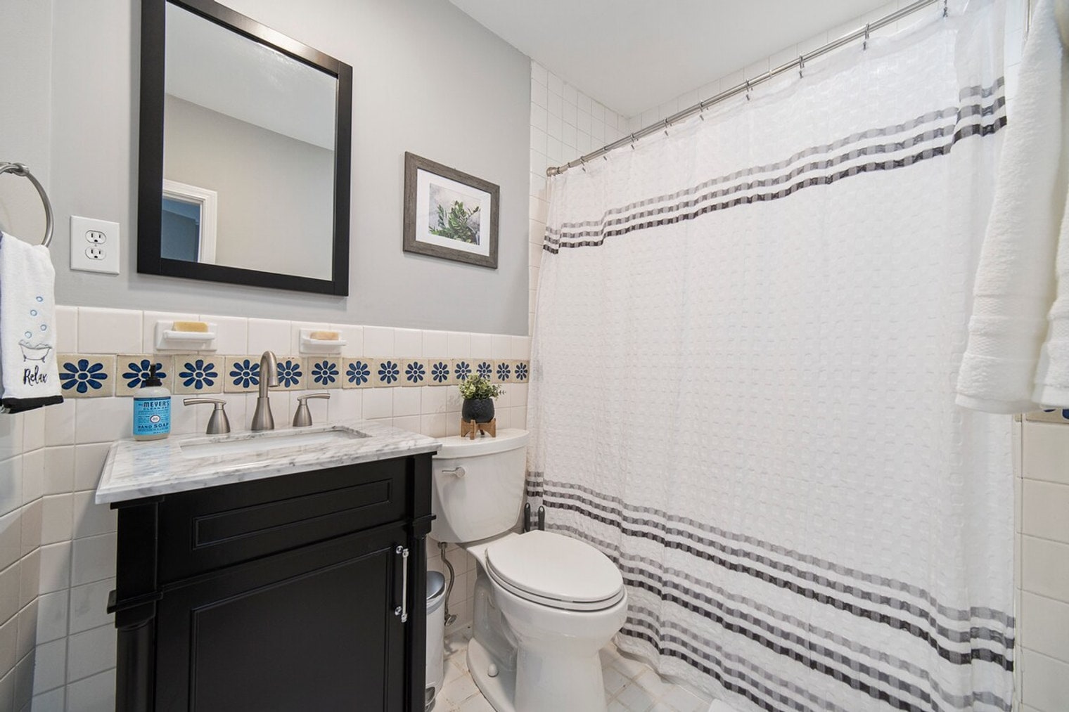 Building Photo - 348 North St