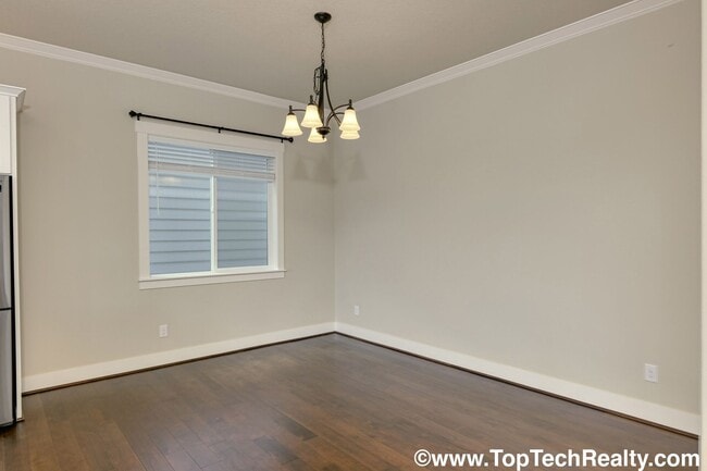 Building Photo - Lovely Beaverton Home 3BR, 2.5 BTH Great Location & A+Schools!