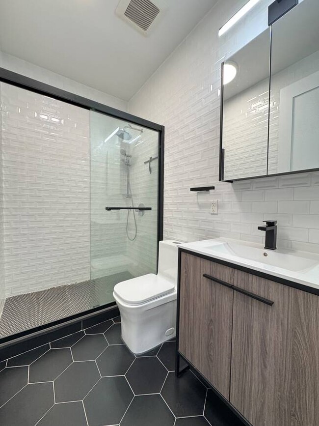 Building Photo - 1801 76th St