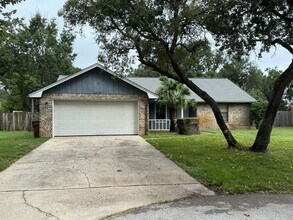 Building Photo - Gulf Breeze - Paradise Bay - 3 bedroom, 2 ...