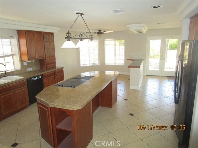 Building Photo - 30186 Lands End Pl