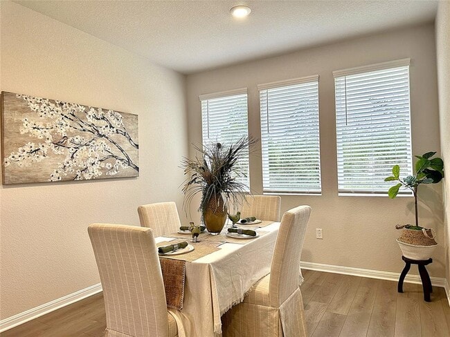 Building Photo - 101 Rita Blanca Bnd