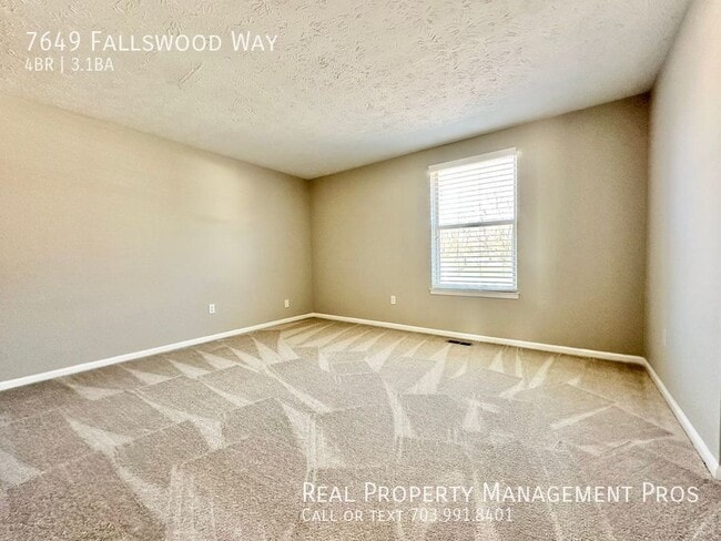 Building Photo - 7649 Fallswood Way