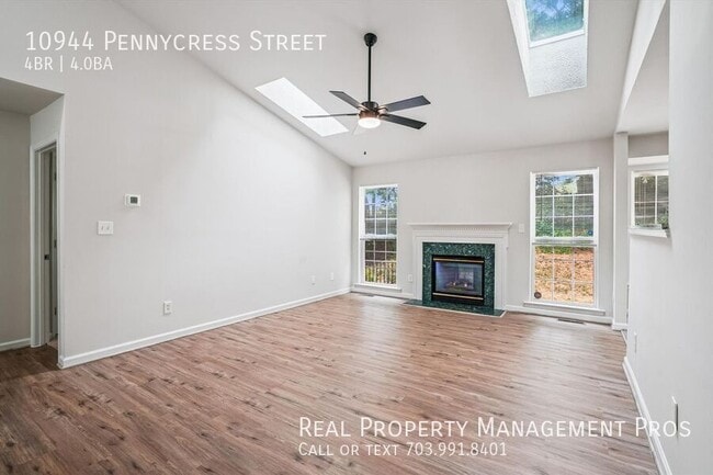 Building Photo - 10944 Pennycress St