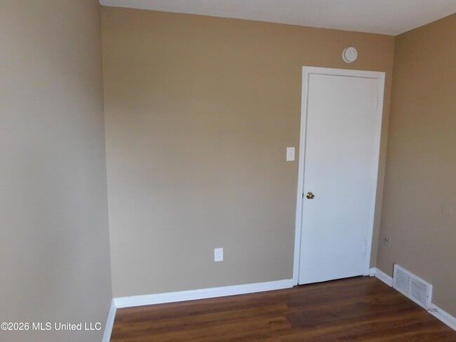 Building Photo - 7868 Trafton Cove S