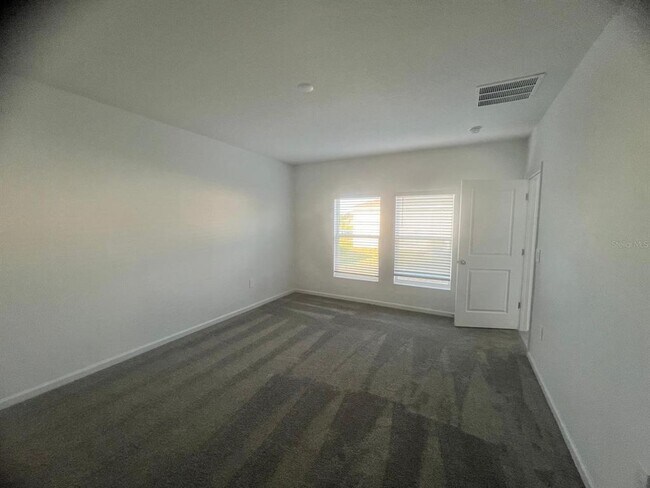 Building Photo - 4964 Worchester Dr