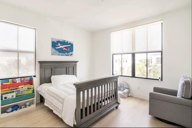 Building Photo - 13458 Artisan Cir