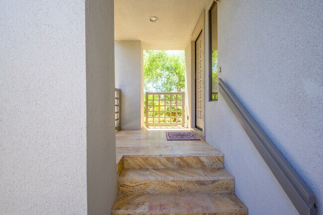 Building Photo - 7272 E Gainey Ranch Rd