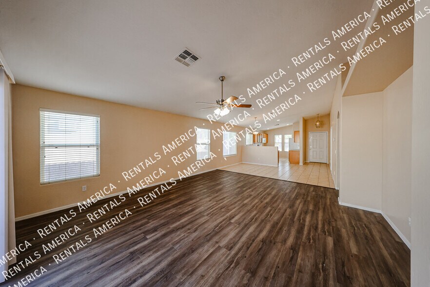 Building Photo - 138 N 153rd Ave