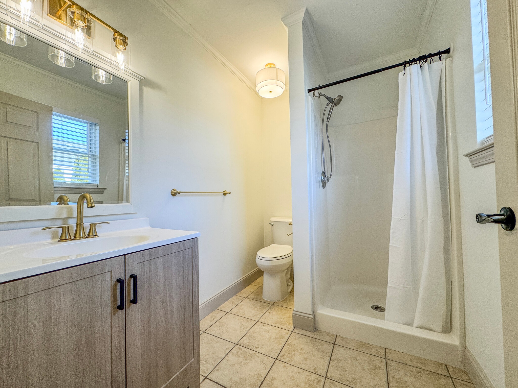 Building Photo - 19 Pohatcong Ave