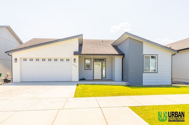Building Photo - Charming 3-Bedroom Home in North Spokane –...
