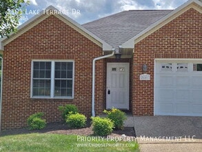 Building Photo - 2101 Lake Terrace Dr