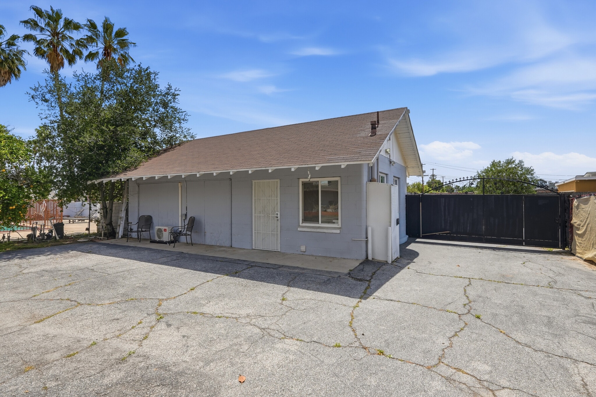 Building Photo - 8647 Corbin Ave