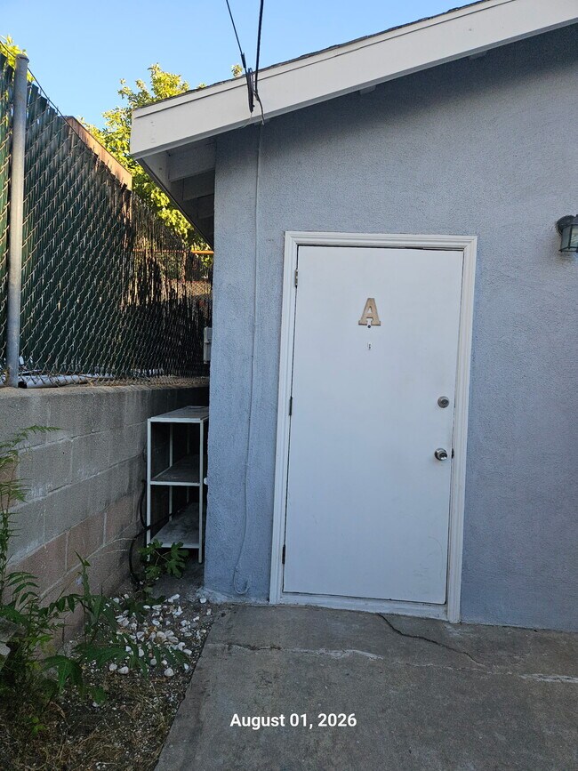 Building Photo - 1356 Neola St