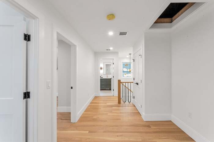 Building Photo - 417 Poplar St