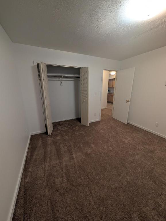 Building Photo - 145 E Paras Hill Dr