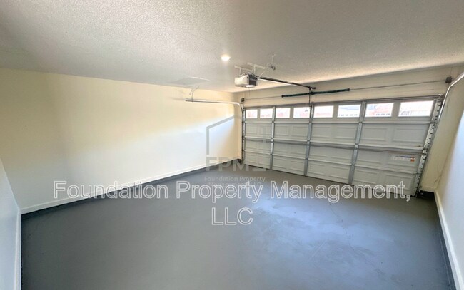 Building Photo - 1818 Winship Dr