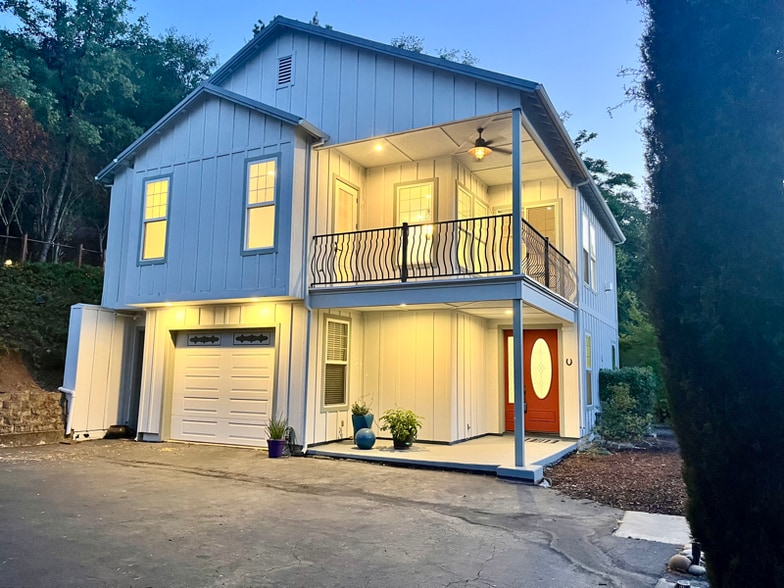 Building Photo - 14385 Gods Hill