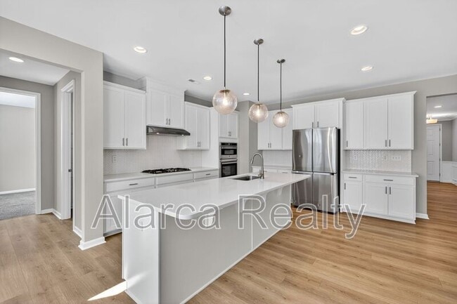 Building Photo - 256 W Waterlynn Rd