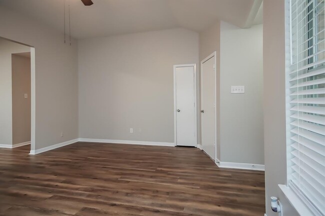 Building Photo - 1419 Penny Royal Ct