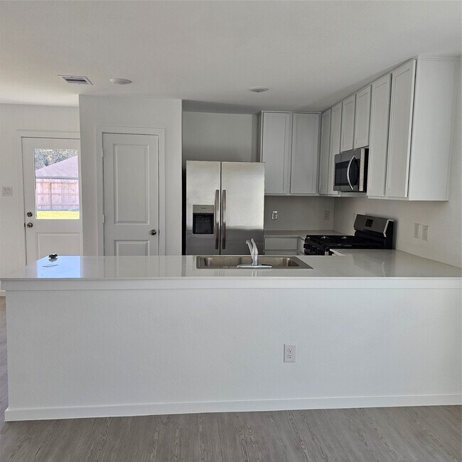 Building Photo - 21310 Offida Ln