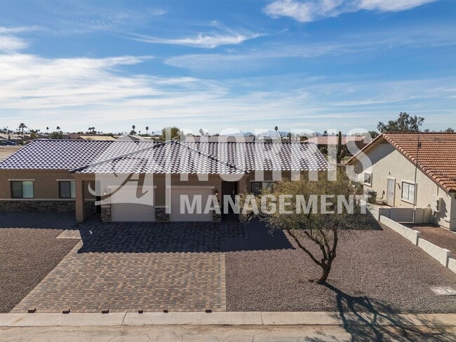 Building Photo - 9301 W Century Dr