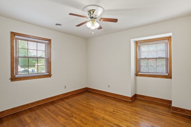 Building Photo - Poquoson