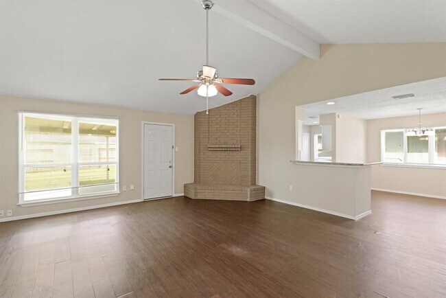 Building Photo - 6934 Renfro Dr