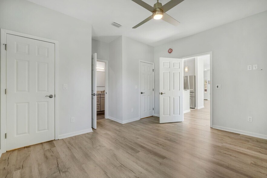 Building Photo - 2022 Trimble Rd
