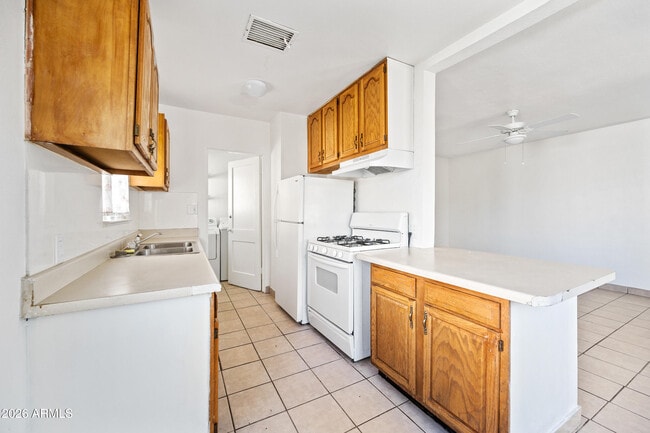 Building Photo - 3903 N 12th St