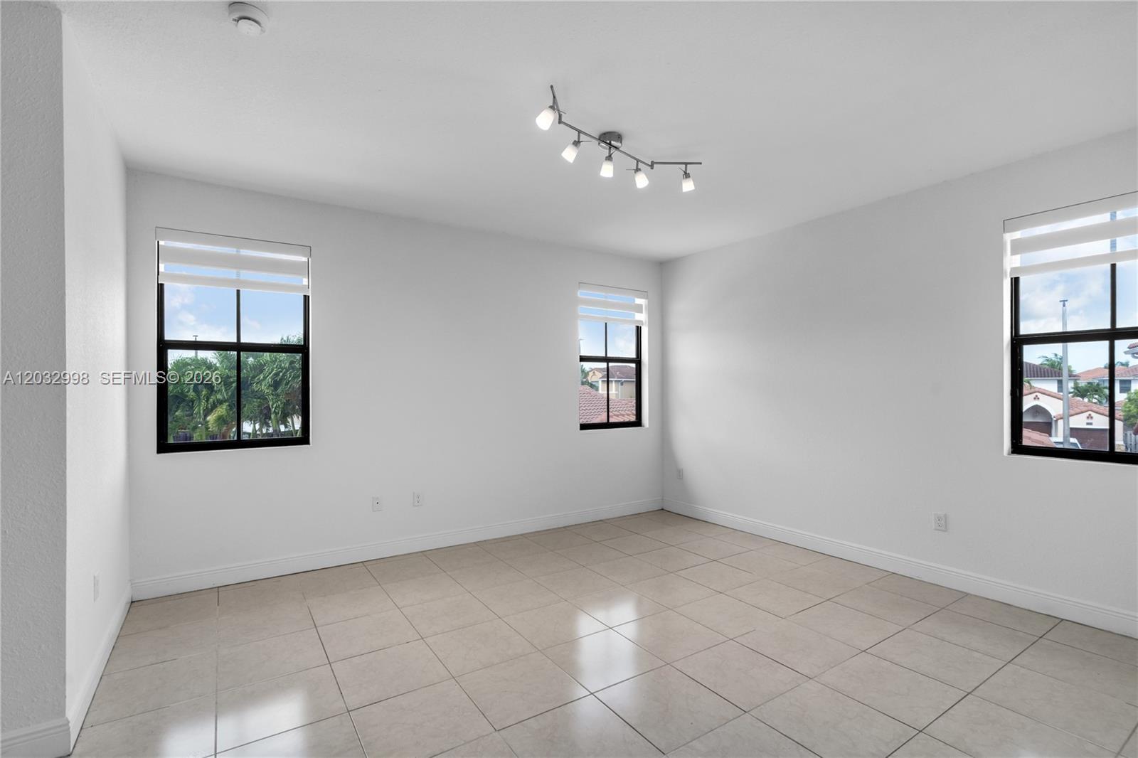 Building Photo - 9925 NW 10th St