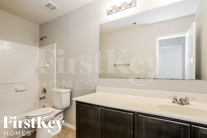 Building Photo - 16542 Kettlebrook Lane