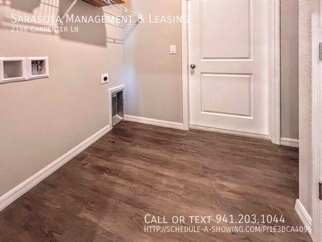 Building Photo - 2166 Carpenter Ln