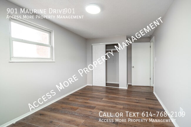 Building Photo - 901 Maurine Dr