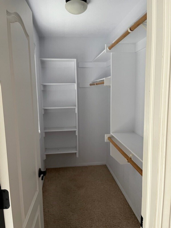 Building Photo - 627 N Rupple Rd