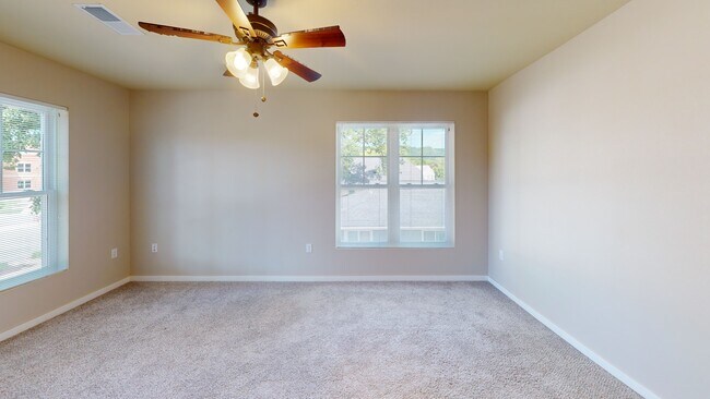 Building Photo - 2018 Campbell Rd