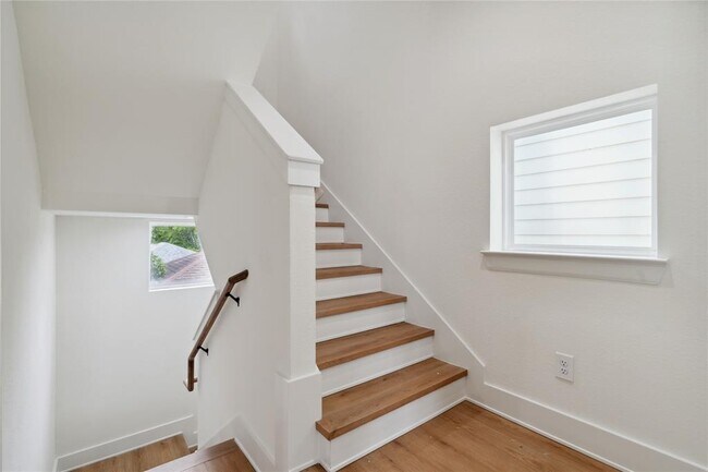 Building Photo - 4629 Balkin St