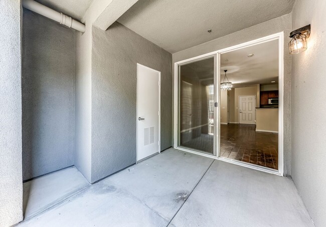 Building Photo - Resort-Style Condo in Anaheim