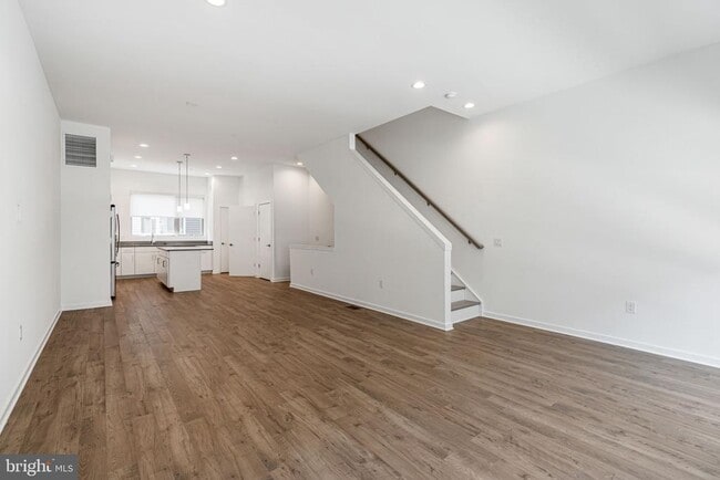Building Photo - 3126 Pierview Ln