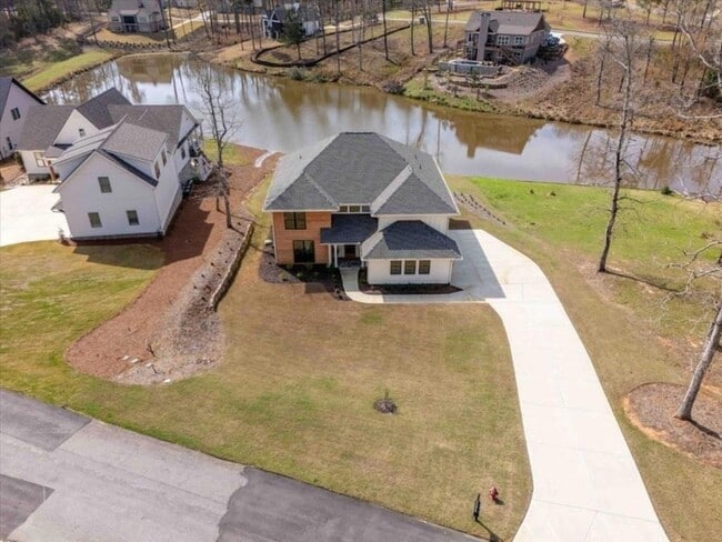 Building Photo - 1270 Glen Eagle Dr