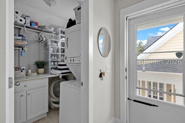 Building Photo - 19 Mahalo Ln