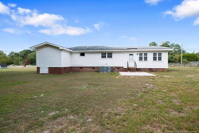 Building Photo - 4066 Hummingbird Pl