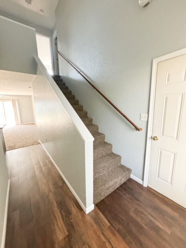 Building Photo - Italian Estates Property Management