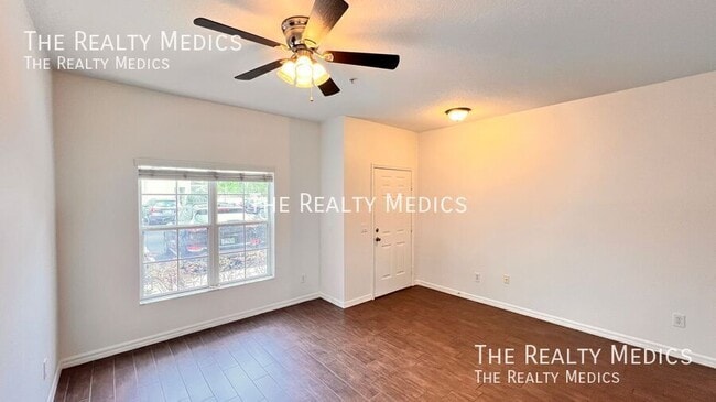 Building Photo - 10278 Regent Park Dr