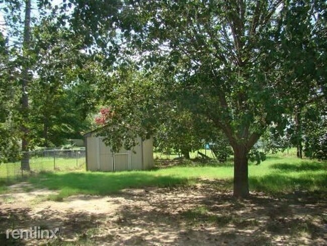 Building Photo - Lovely 3 Bedroom Home in Irmo!