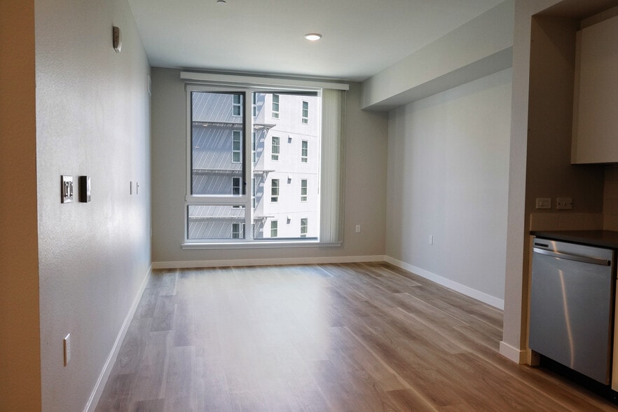 Building Photo - 260 Brooklyn Basin Wy